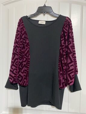 Venezia Black Tunic with Velvet Patterned Plum Sleeves